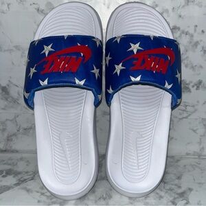 Nike Victori One CN9676-400 Mens Size 10 Slides Sandals Red White Blue Maga